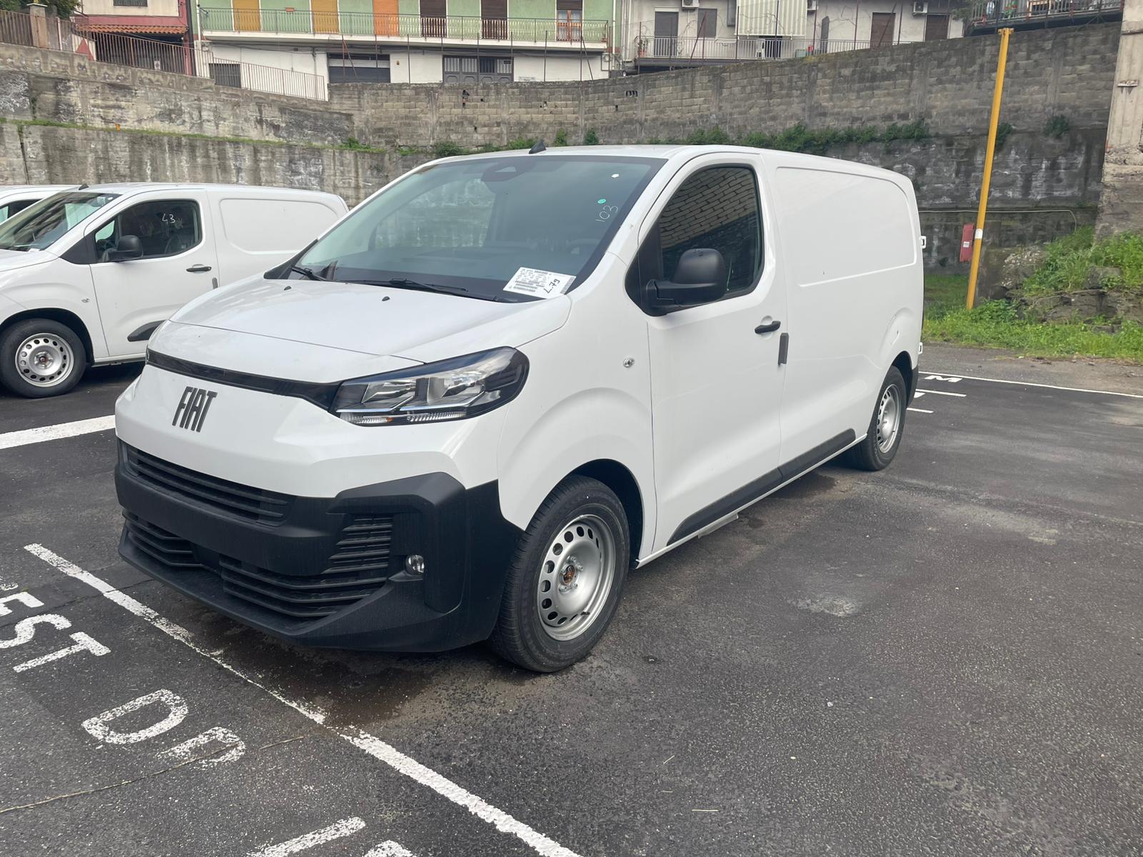 Fiat Scudo km zero 1500 dci con IVA esposta e fatturabile