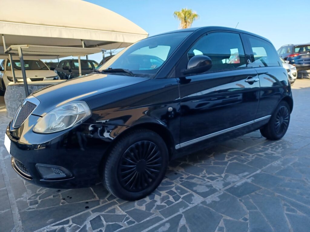 Lancia Ypsilon 1.4 Elle Ecochic GPL