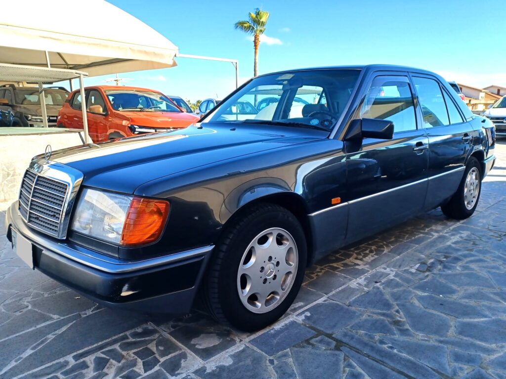 Mercedes-benz 200 E